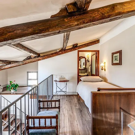 Tra Le Torri Appartement *